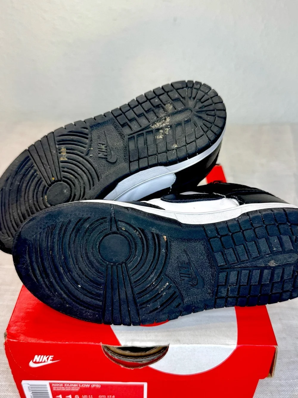 Nike Dunk Panda Kids Low-Top Sneakers in Black and White